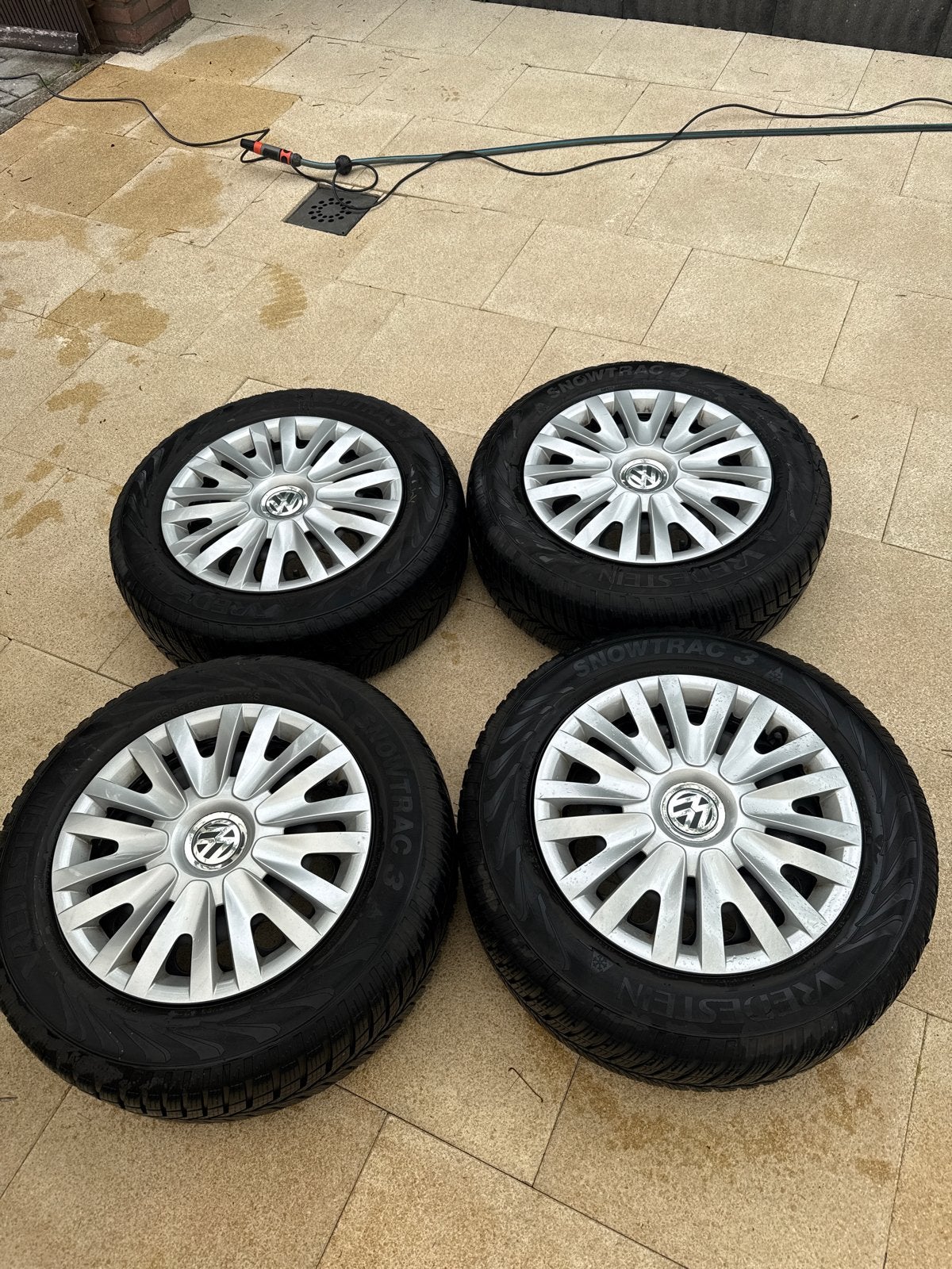 Vredestein Snowtrac 3 winterbanden met velgen, Auto-onderdelen, Banden en Velgen, Ophalen, Gebruikt, 15 inch, Banden en Velgen