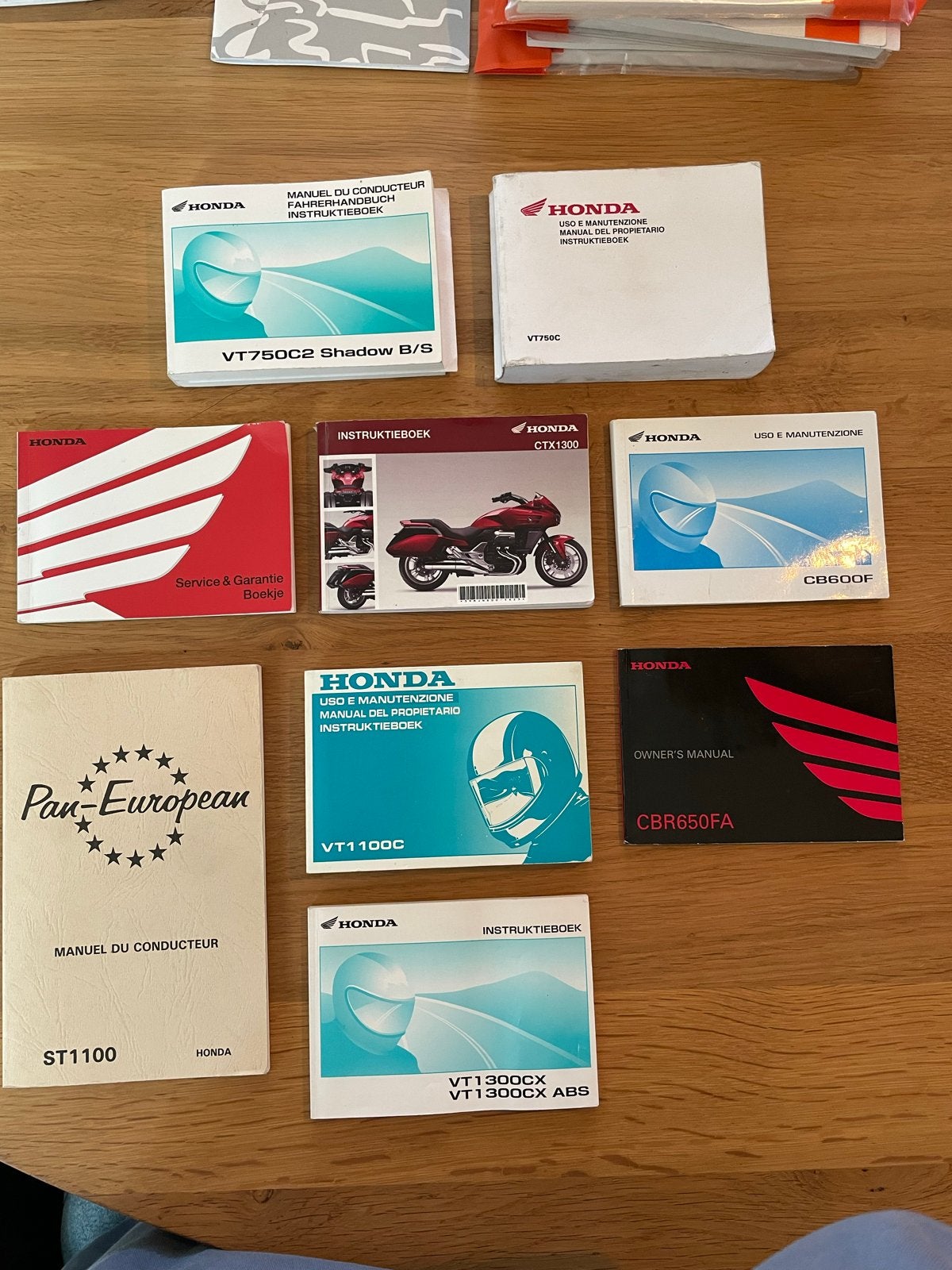 Honda Motorfiets Handleidingen en Serviceboekjes, Motoren, Handleidingen en Instructieboekjes, Ophalen of Verzenden, Honda