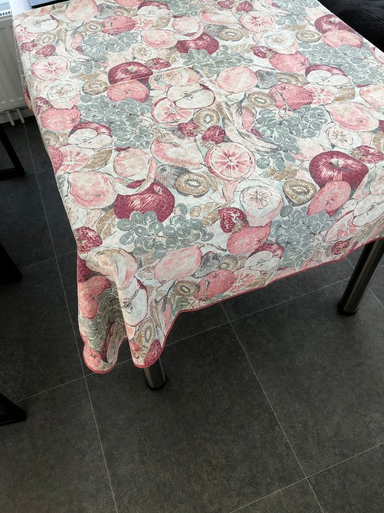 Tafelkleed katoen dubbelzijdig  1,50 x 1,30 cm., Ophalen of Verzenden, Gebruikt, Geschikt voor buiten, Rechthoek