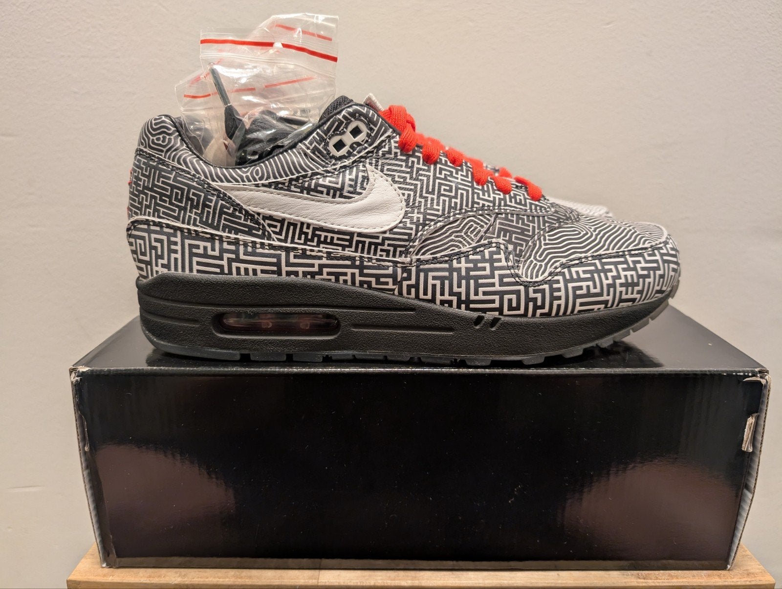 Nike Air Max 1 Tokyo Maze 43, Ophalen of Verzenden, Nieuw, Overige kleuren