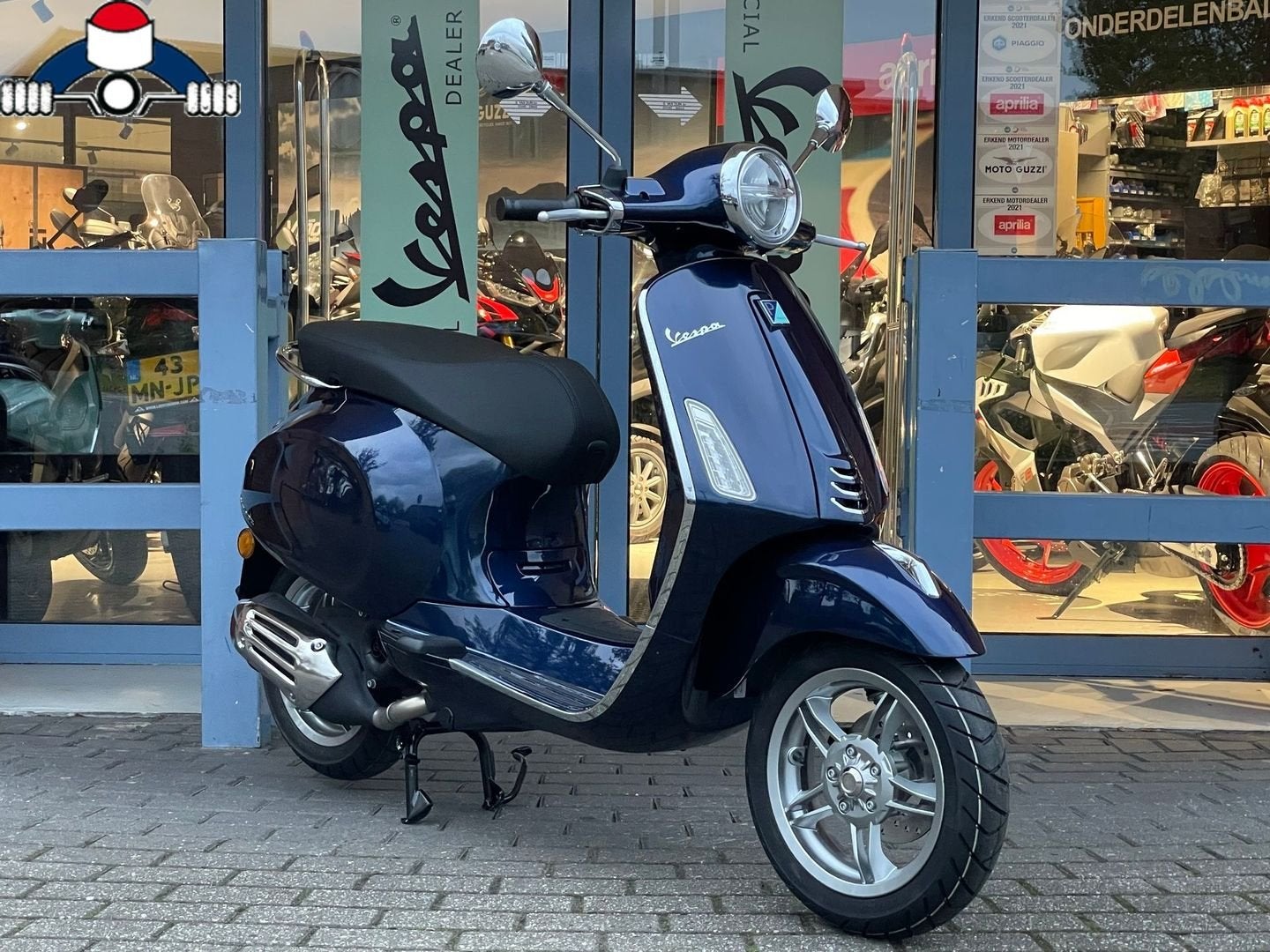 Nieuwe Vespa Primavera Midnight Blue 4T 45km 2025 0km, Fietsen en Brommers, Scooters | Vespa, Ophalen, Overige modellen, Maximaal 45 km/u