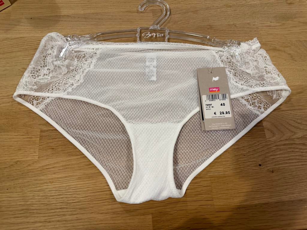 Mey slip 40 NIEUW!! Nu €10, Ophalen of Verzenden, Slip