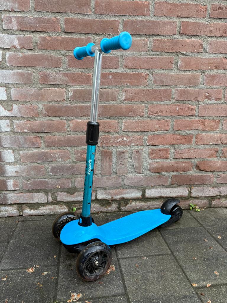 3 wiel step met lampjes, Fietsen en Brommers, Steps, Ophalen, Gebruikt, Gewone step