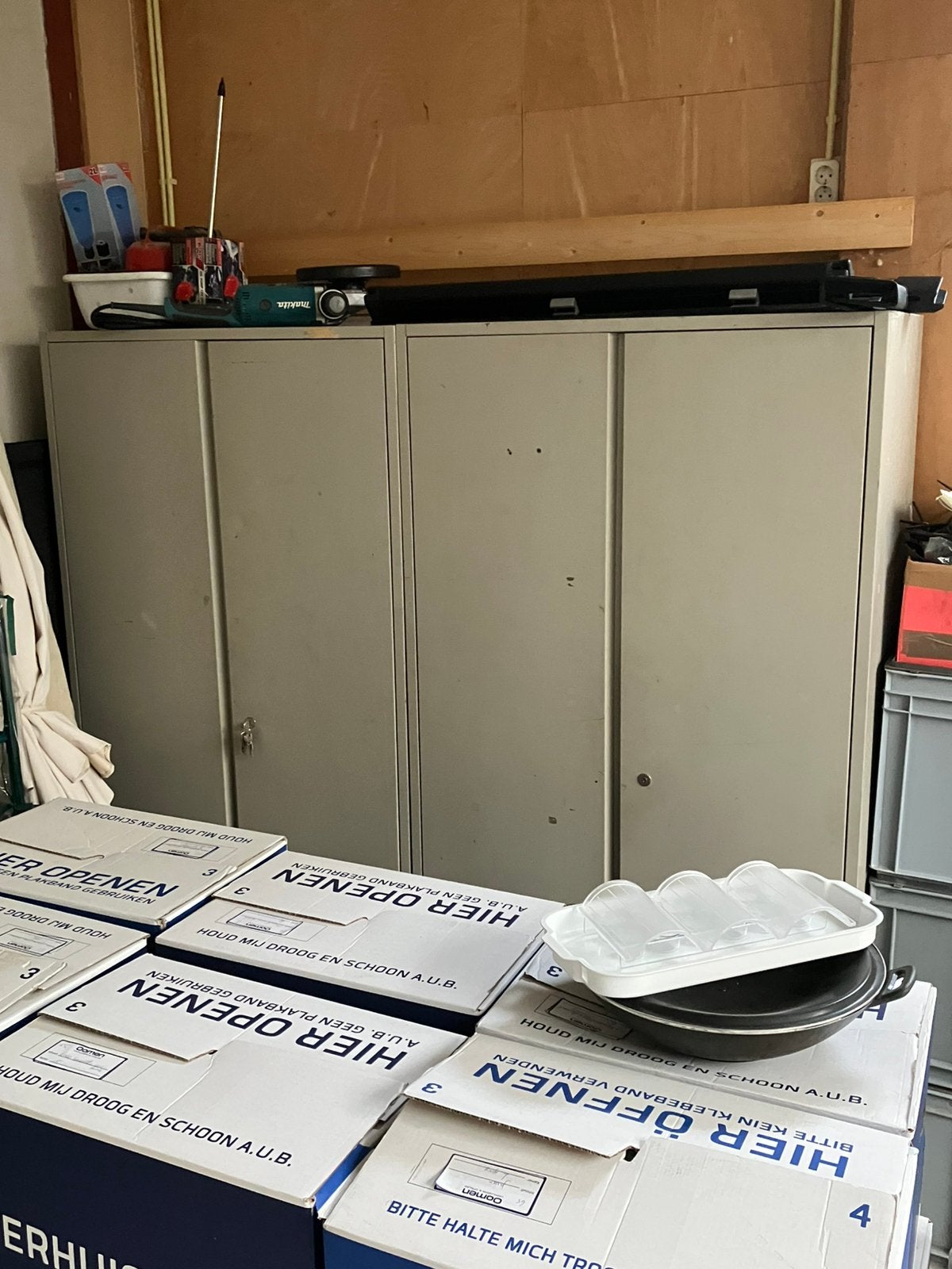 Stalen afsluitbare kasten voor bijv. werkplaats, Gebruikt, Metaal, 25 tot 50 cm, 50 tot 100 cm