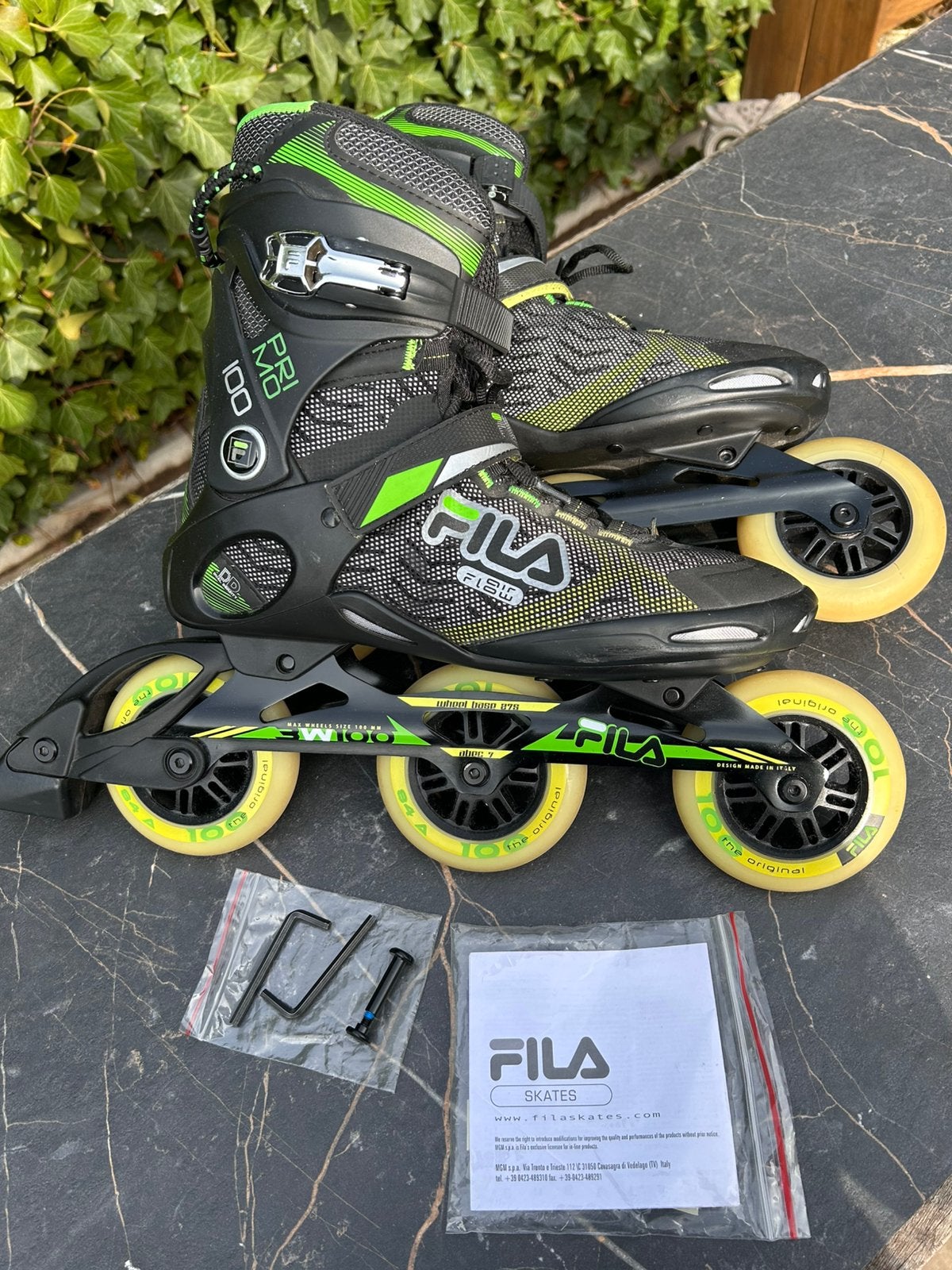 Fila skeelers, Ophalen of Verzenden, Zo goed als nieuw