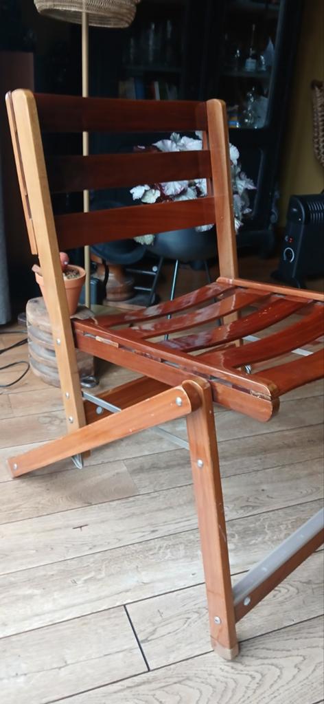 Italiaanse Fratelli Reguitti vouwbare gelakte stoel teak., Antiek en Kunst, Antiek | Meubels | Stoelen en Banken, Ophalen of Verzenden