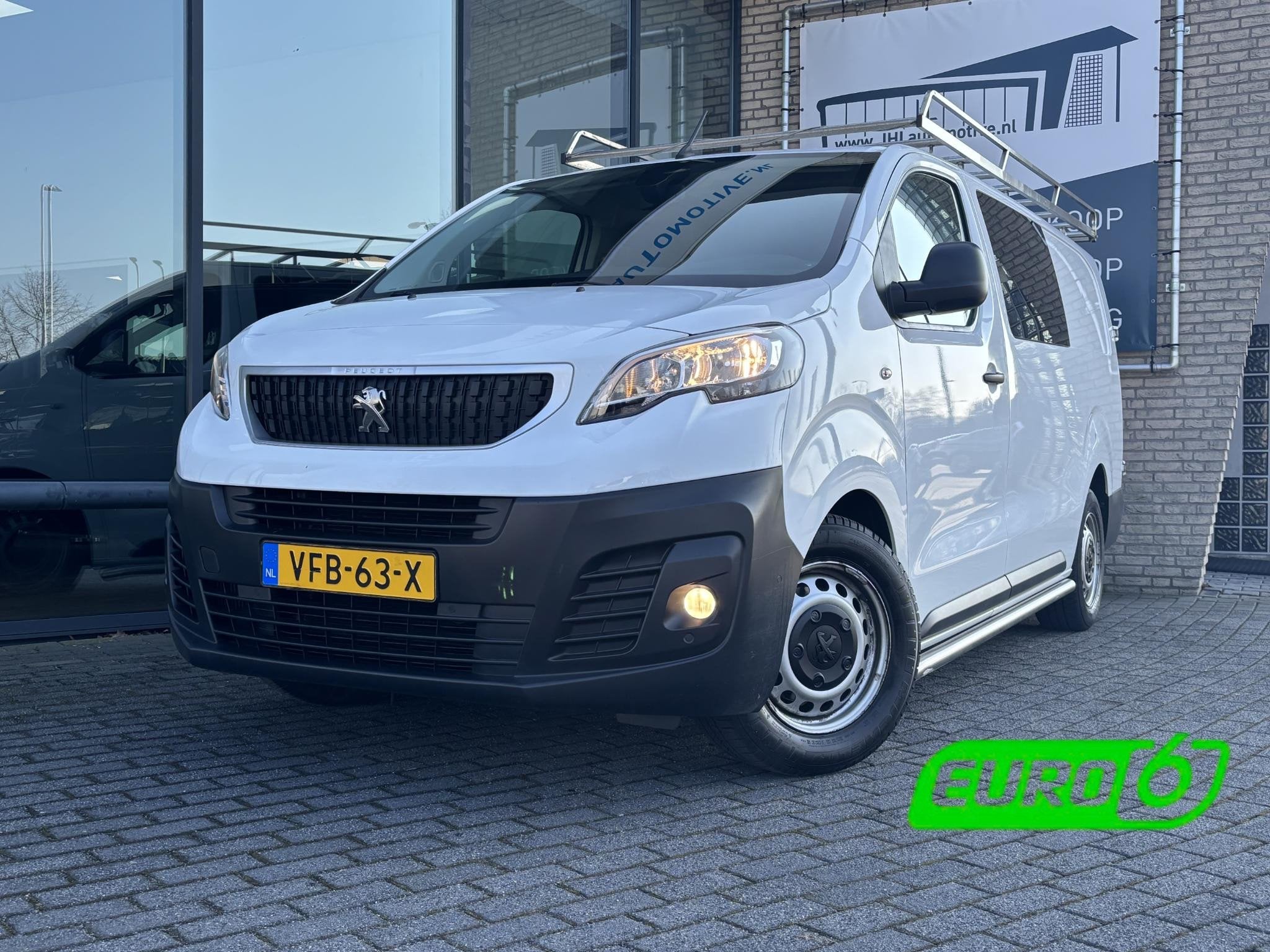 Peugeot Expert 2.0 Lang*DC*CARPLAY*CRUISE*CAMERA*NAVI*HAAK*I, Voorwielaandrijving, Stof, Gebruikt, 2500 kg