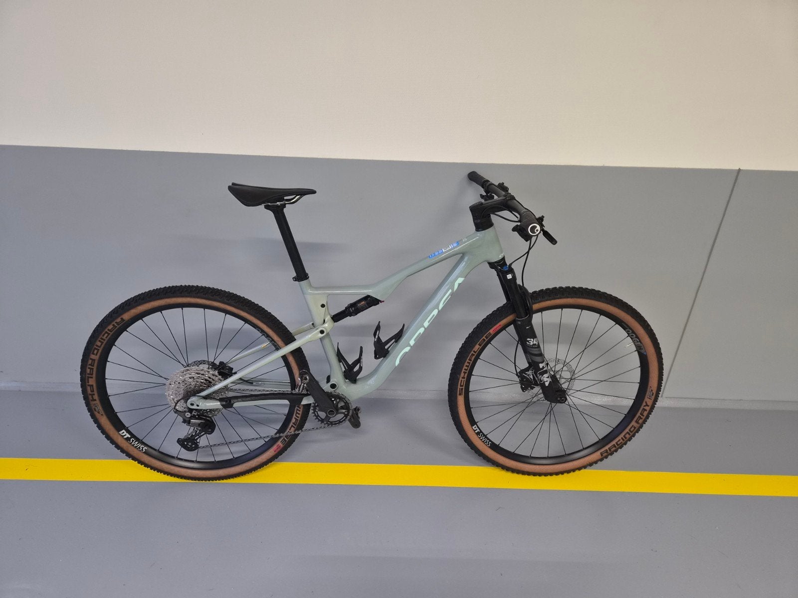 Orbea Oiz maat M/L aandrijving 200 km oud !, Overige merken, Ophalen of Verzenden, Zo goed als nieuw, Schijfrem