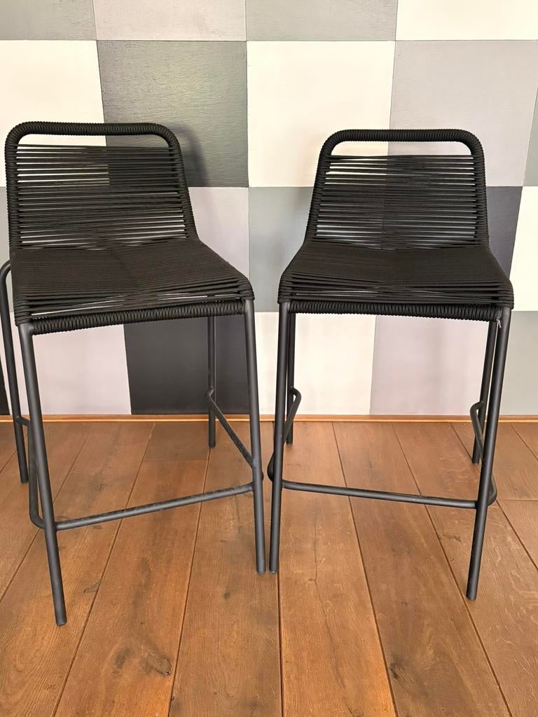 Twee Lambton  krukken voor binnen en buiten . Nieuwe prijs, Huis en Inrichting, Barkrukken, Zo goed als nieuw, 60 tot 90 cm, 2 krukken