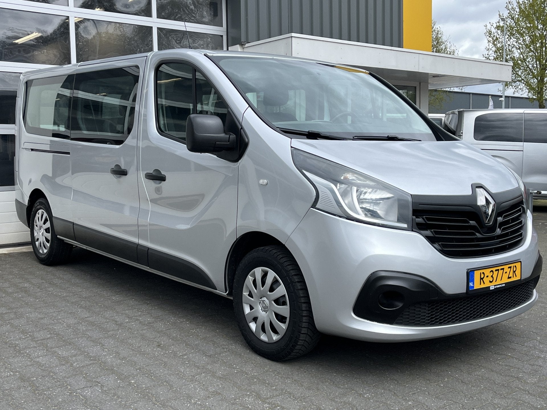 Renault Trafic Passenger 9 persoons 1.6 dCi BTW / BPM vrij m, Auto's, Renault, Voorwielaandrijving, Stof, Gebruikt, 2000 kg