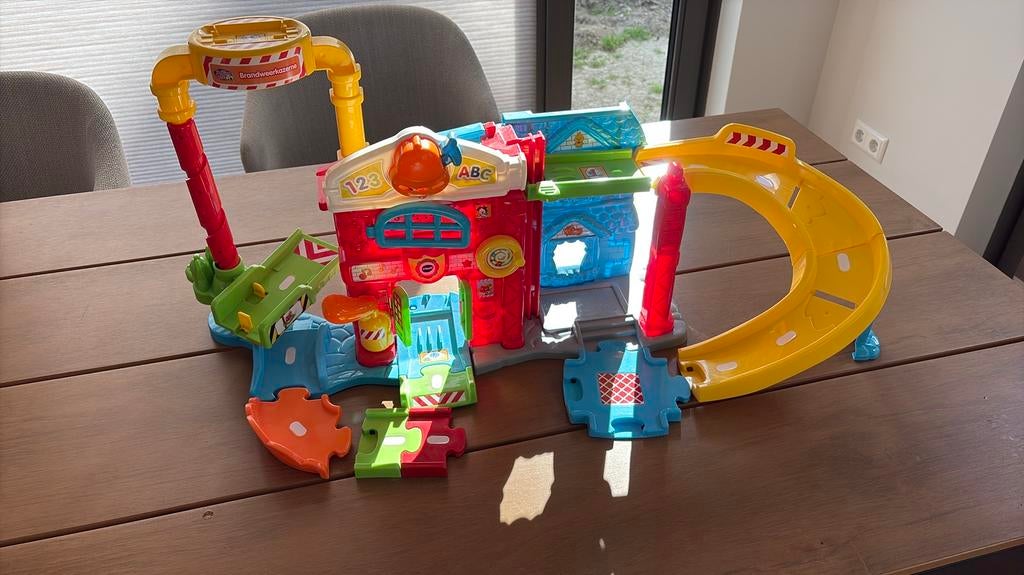 V-tech brandweerkazerne, Kinderen en Baby's, Speelgoed | Vtech, Ophalen of Verzenden, Gebruikt, 2 tot 4 jaar