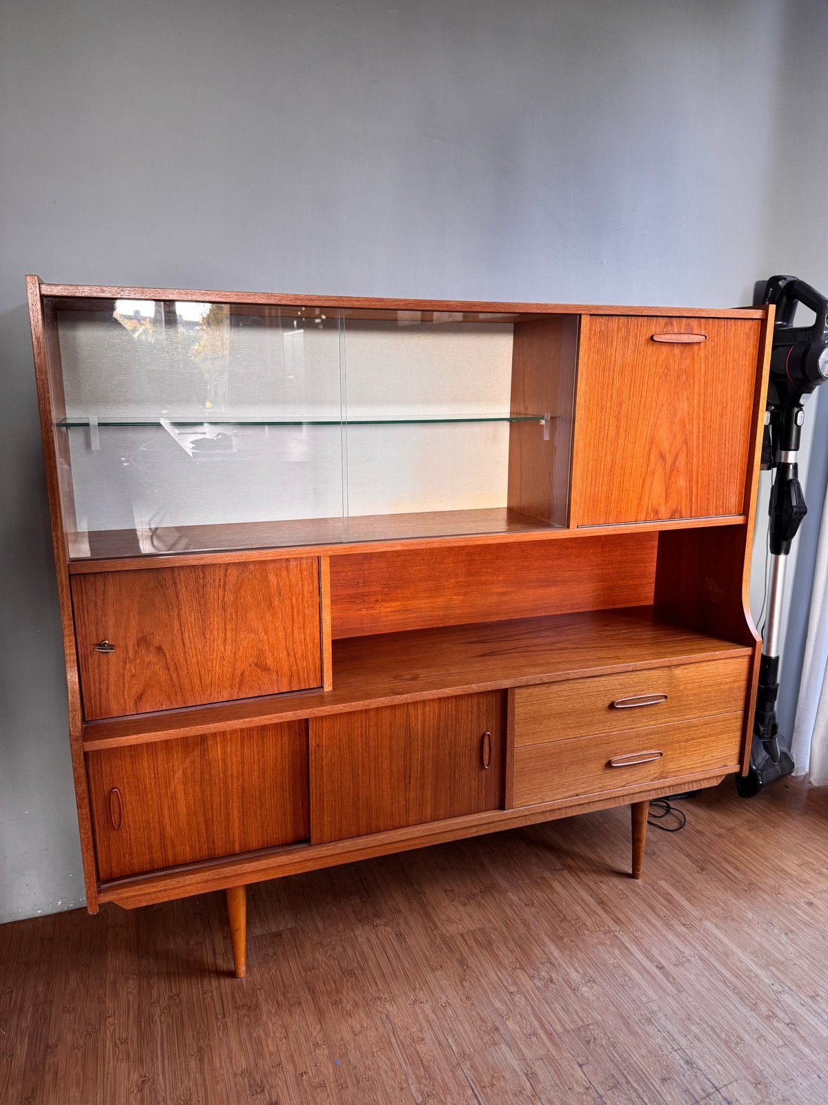 Vintage Deens hoog dressoir / Highboard teak Jaren '60 kast, Huis en Inrichting, Ophalen, Gebruikt, 100 tot 150 cm, Teakhout