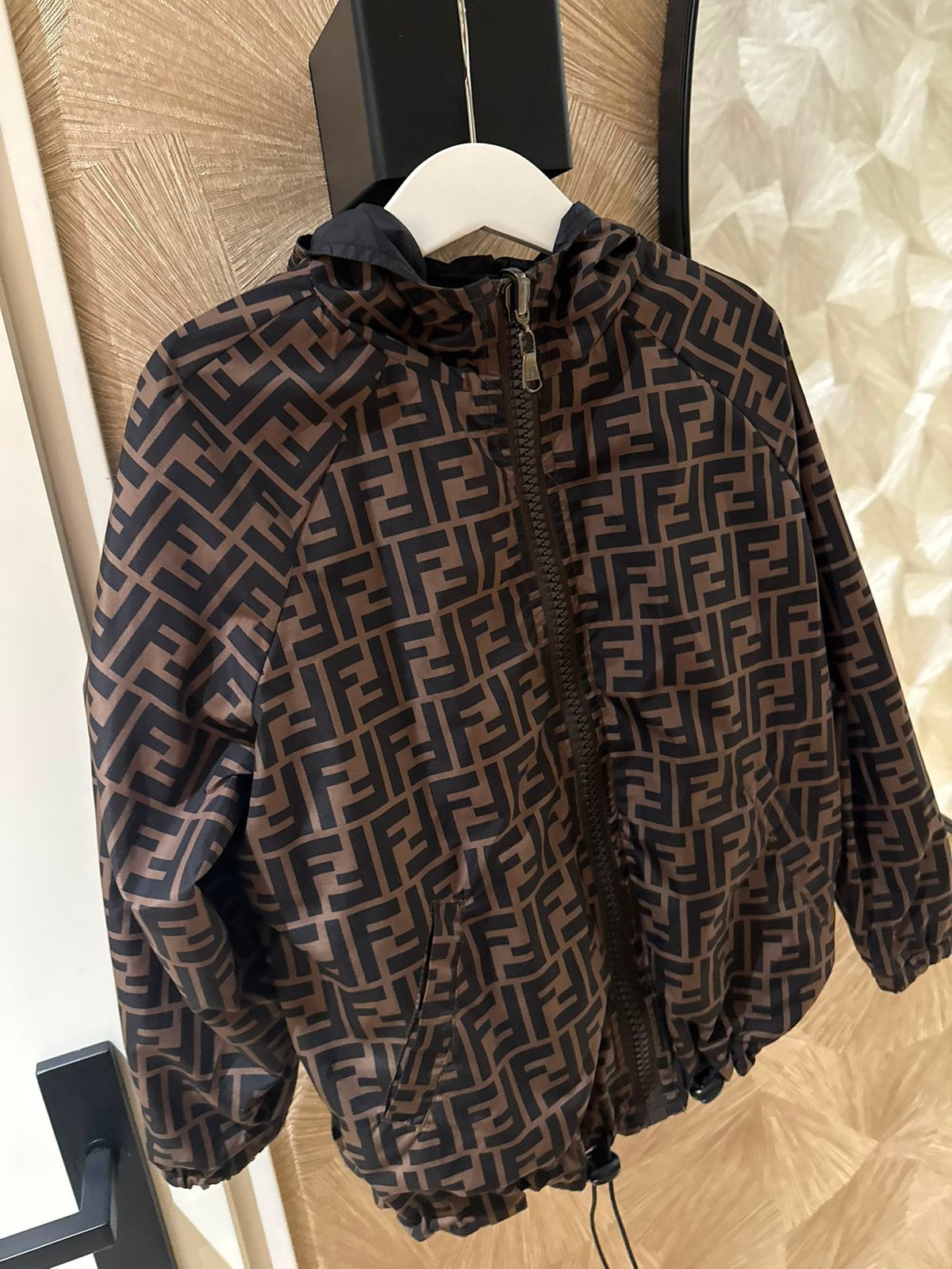 Fendi jasje origineel, Ophalen, Zo goed als nieuw, Meisje, Jas