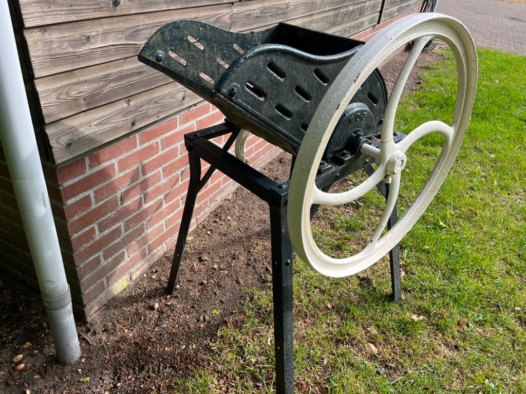 Bietenmachine/Bietenmolen Tuin Decoratie, Ophalen, Gebruikt