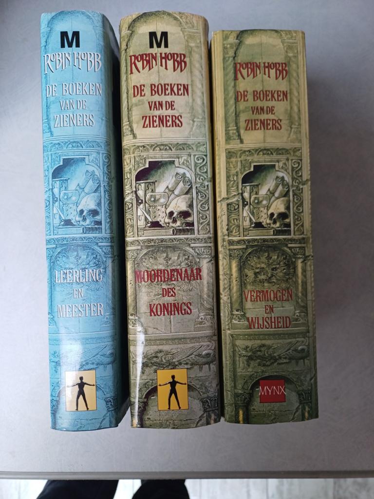 De boeken van de zieners, Boeken, Ophalen of Verzenden, Gelezen, Robin Hobb