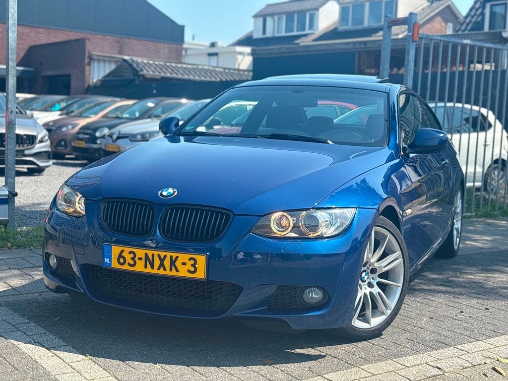 BMW 3-serie Coupé 320i M-Sport | TOPSTAAT | Schuifdak | Xen, Auto's, Euro 5, Zwart, 4 cilinders, Alcantara