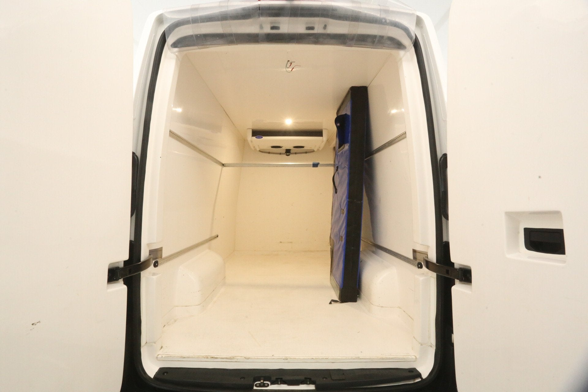 Volkswagen Crafter 2.0 TDI L3H3 | Koel/vrieswagen -20 | 30, Voorwielaandrijving, Stof, Gebruikt, Euro 6