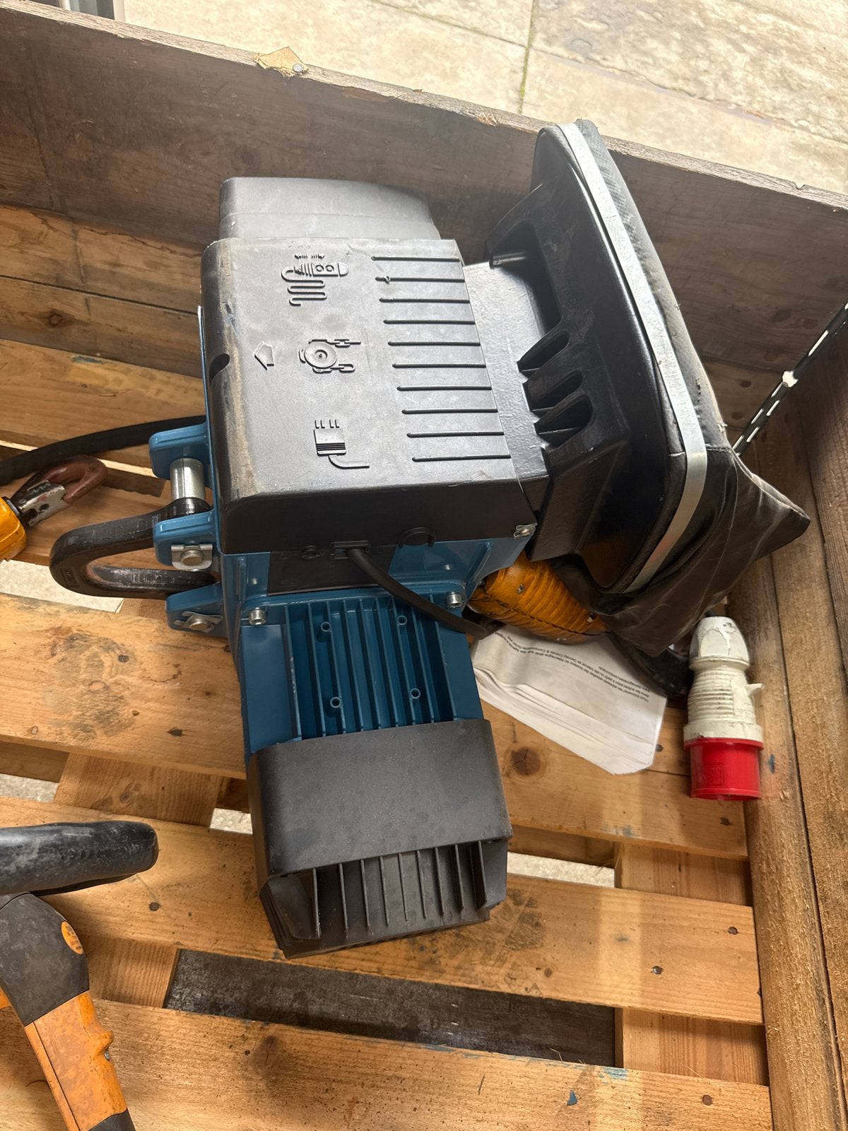 Demag DC-COM 10-1600 2/1 H8 V4/1 Hijswerktuig, Ophalen