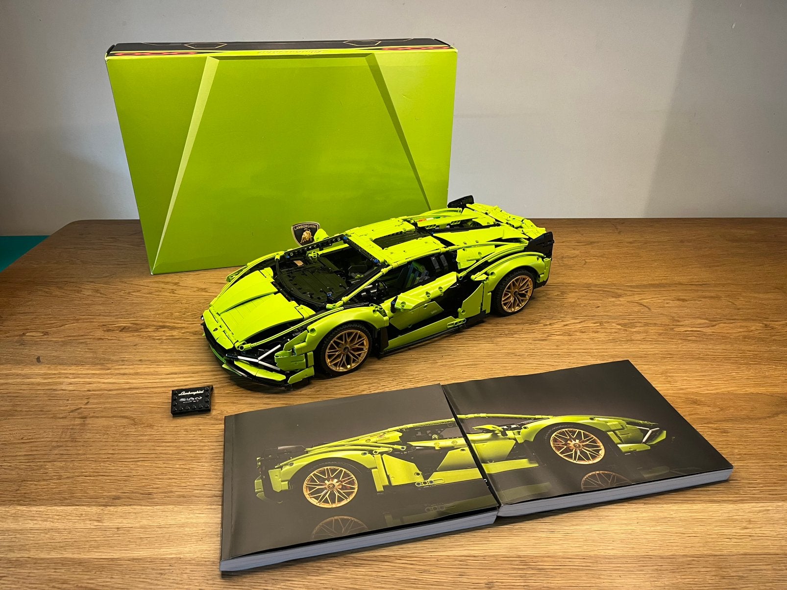 Lego technic 42115. Lamborgini sian. Nieuwstaat, Inclusief instructies, Lego, Ophalen of Verzenden, Zo goed als nieuw