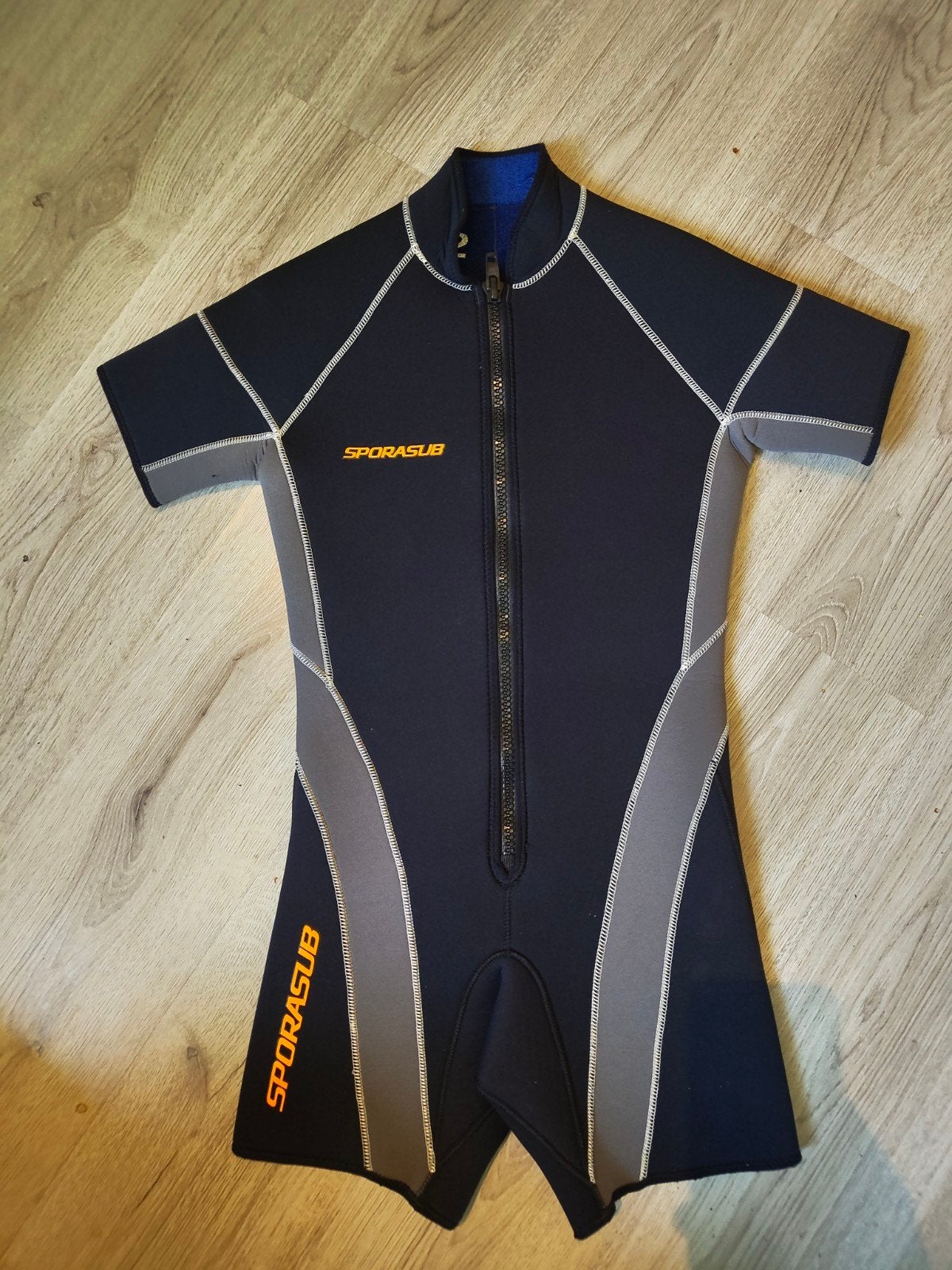 Sporasub Shorty Wetsuit - Maat 2, Watersport en Boten, Wetsuit, Gebruikt, Ophalen of Verzenden, Dame of Heer