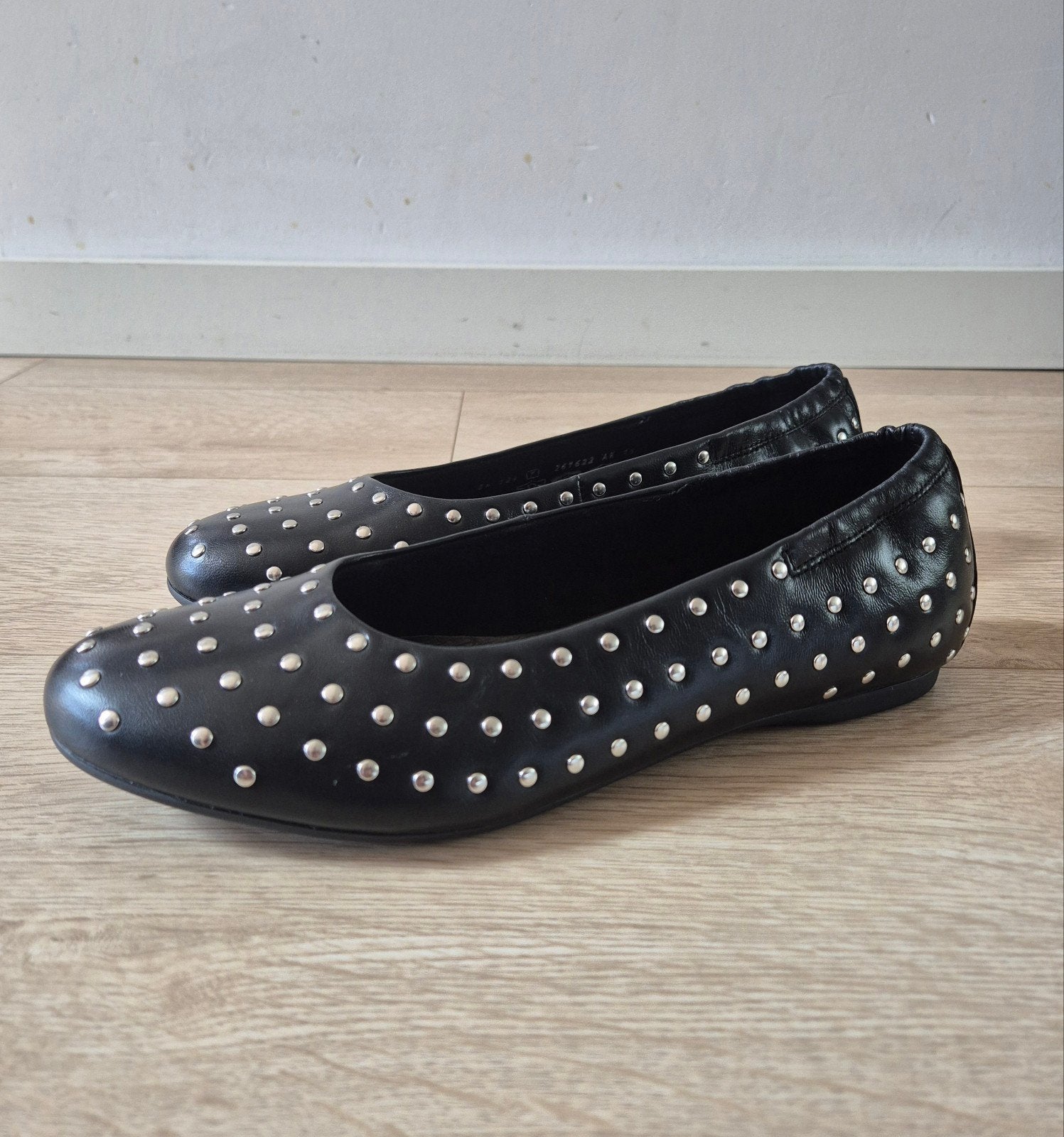 Gabor zwarte leren ballerina's met studs 40.5, Zwart, Gabor, Nieuw, Ballerina's