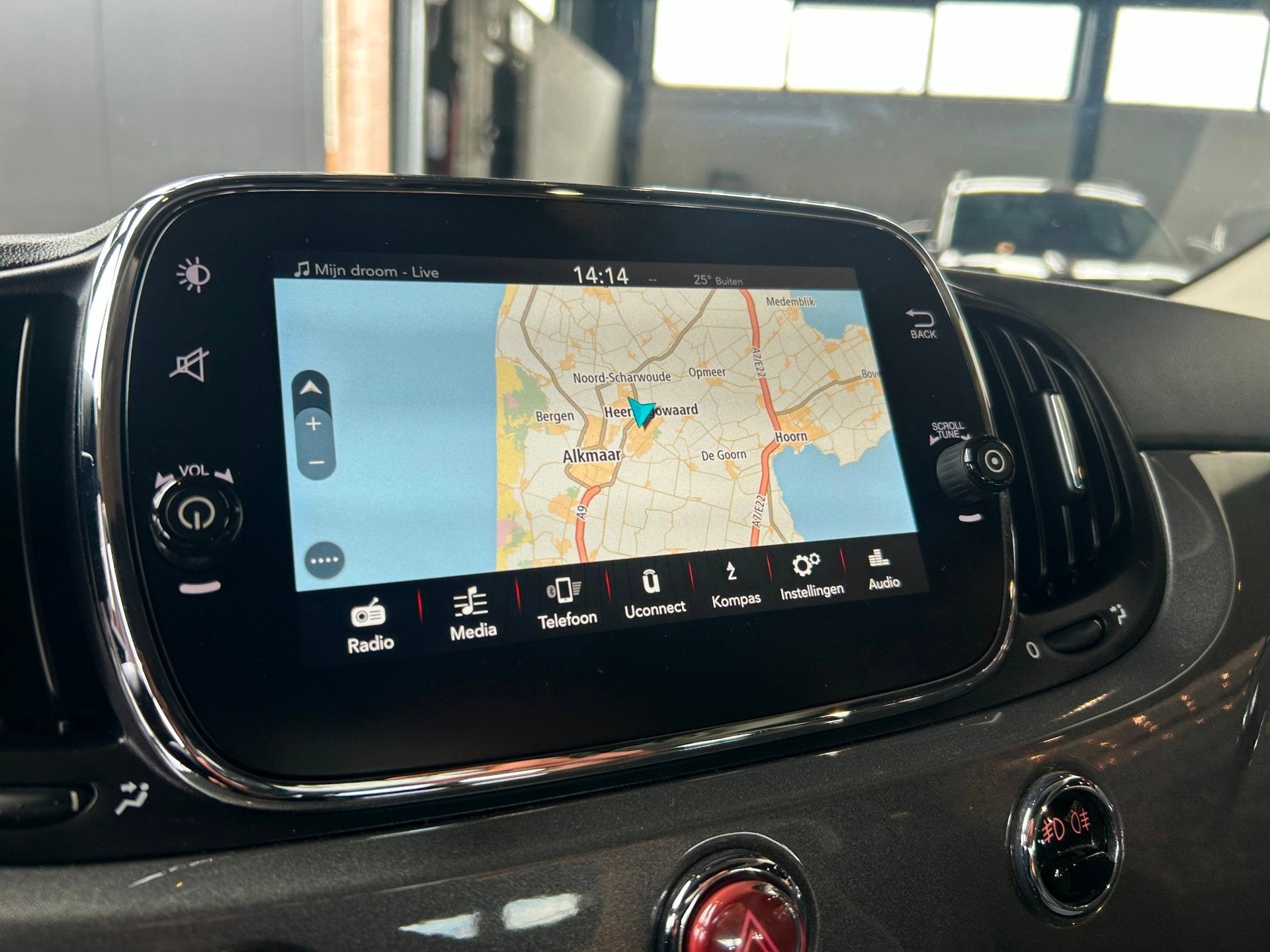 Fiat 500 0.9 TwinAir Turbo Lounge Clima|Cruise|NAV|PANORAMA, Auto's, Voorwielaandrijving, 12 maanden, Stof, Gebruikt