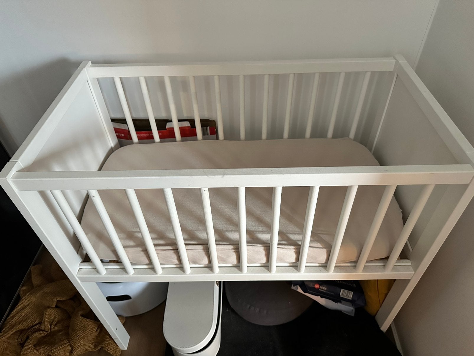 Witte wieg ledikant baby, Ophalen, Zo goed als nieuw, Ledikant