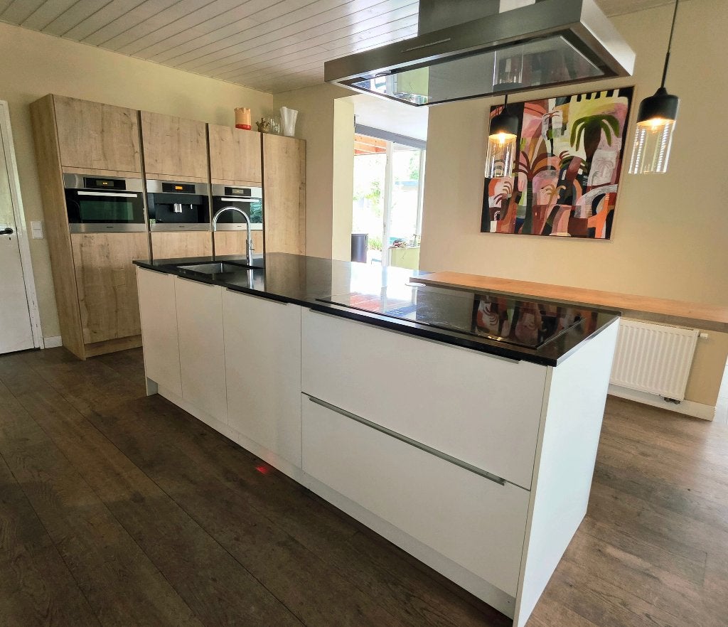 Moderne designkeuken met topapparatuur Miele, Liebherr, AEG, Ophalen, Gebruikt, Overige kleuren, Overige typen