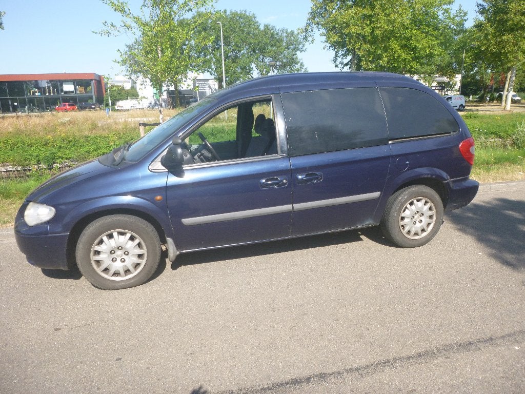 Chrysler Voyager 2.8 CRD HR AUT 2008, Auto's, Bestelauto's, Euro 5, 4 cilinders, Blauw, Navigatiesysteem