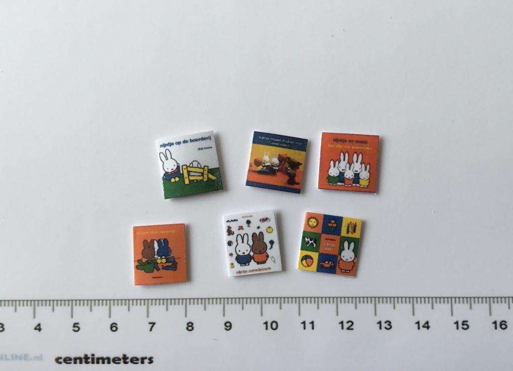 Poppenhuis miniaturen kinderboeken 15, Verzamelen, Poppenhuizen en Toebehoren, Ophalen of Verzenden, Nieuw, Poppenhuis