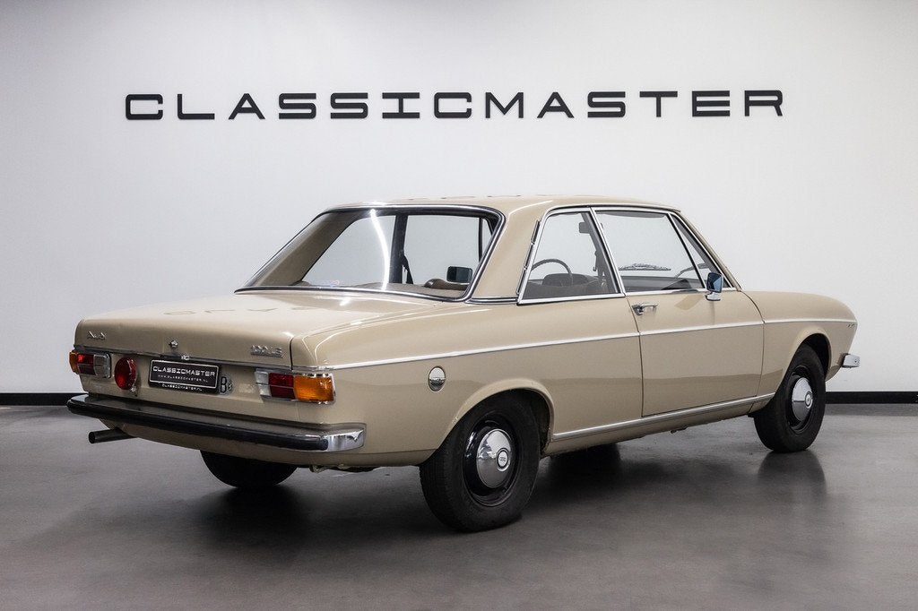 Audi 100 COACH Origineel Aanbieding (bj 1970), Beige, Bruin, Bedrijf, Handgeschakeld