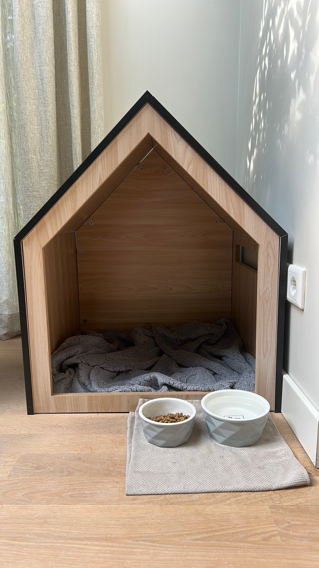Huis voor (kleine) hond of kat van Studio Animaux., Dieren en Toebehoren, Kattenmanden, Ophalen, Zo goed als nieuw, Overige