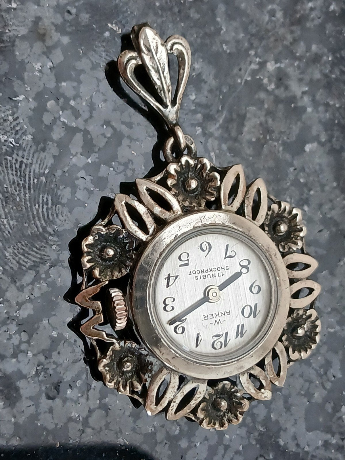 Anker Hanger Horloge met Vergeet-mij-nietjes, Sieraden, Tassen en Uiterlijk, Horloges | Antiek, Ophalen of Verzenden