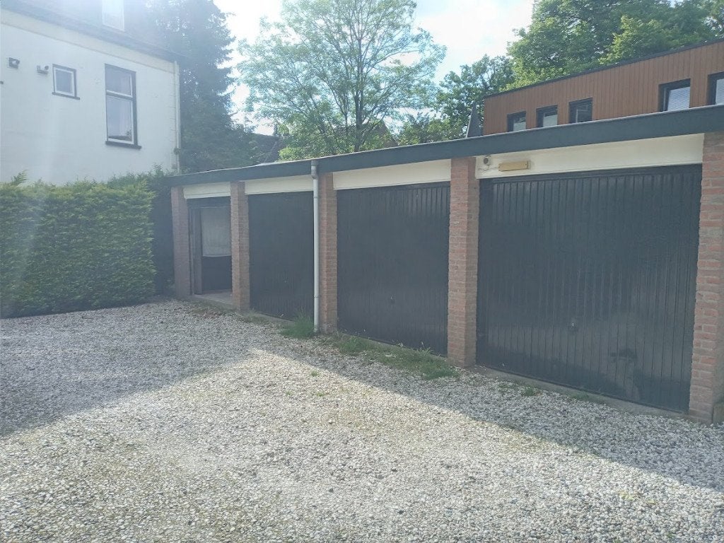 Garage nabij centrum van Hilversum 200 p/m