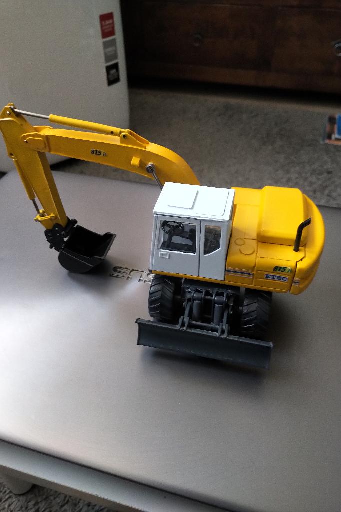 Etec 815B  1:32 zelfbouw, Hobby en Vrije tijd, Modelauto's | 1:32, Ophalen of Verzenden, Zo goed als nieuw, Tractor of Landbouw