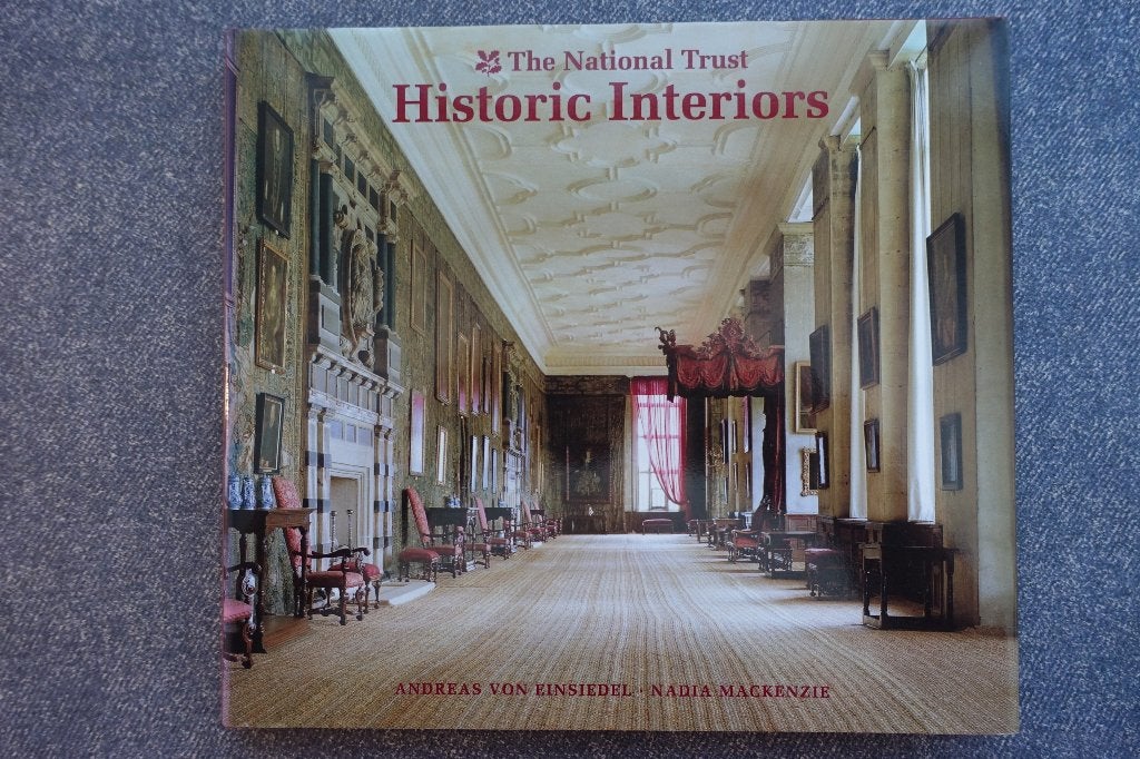 Historic interiors, a Photographic Tour (National Trust), Ophalen of Verzenden, Zo goed als nieuw, Europa