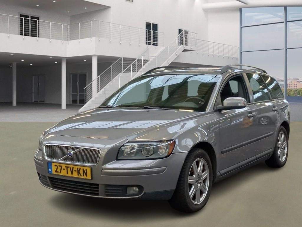 Volvo V50 1.6D Edition I ( EXPORT ) (bj 2007), Auto's, Voorwielaandrijving, Gebruikt, 4 cilinders, 700 kg