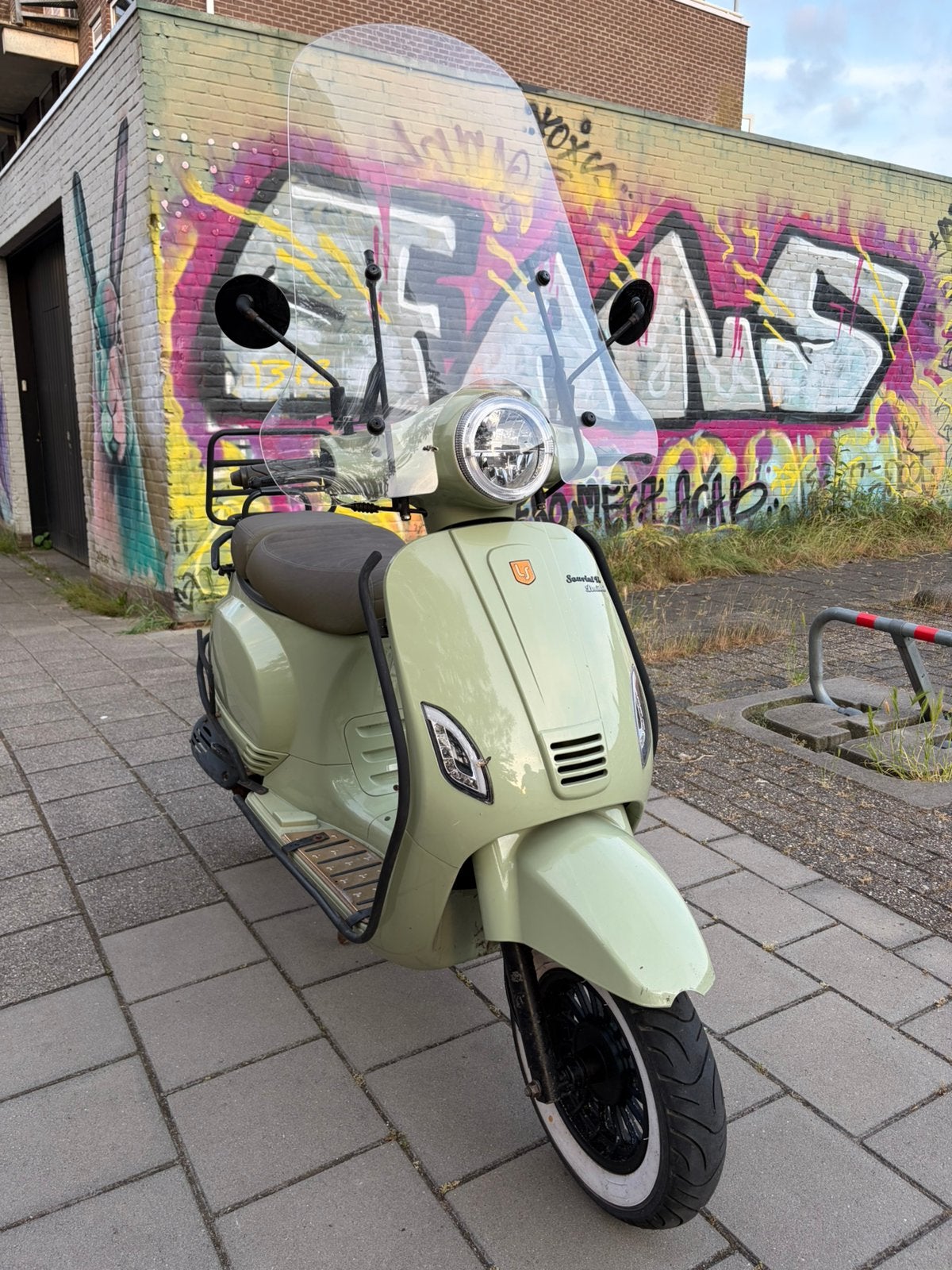 Scooter Sourini R limited