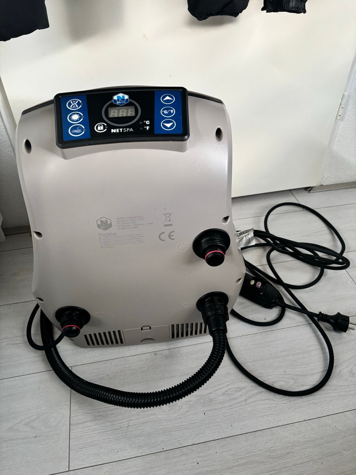 NetSpa Motoreenheid / Pomp voor Opblaasbare Jacuzzi, Tuin en Terras, Ophalen, Gebruikt, Zwembadpomp