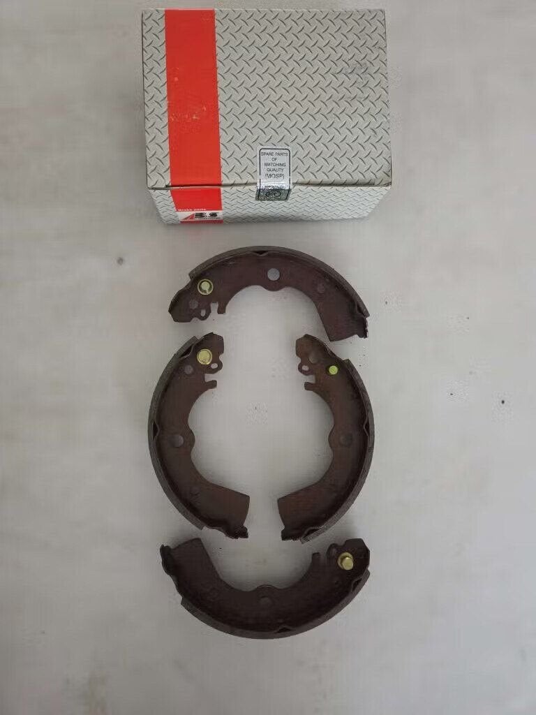 Set Remschoenen Nissan 100NX Almera Sunny, -, -, Nieuw, Ophalen of Verzenden