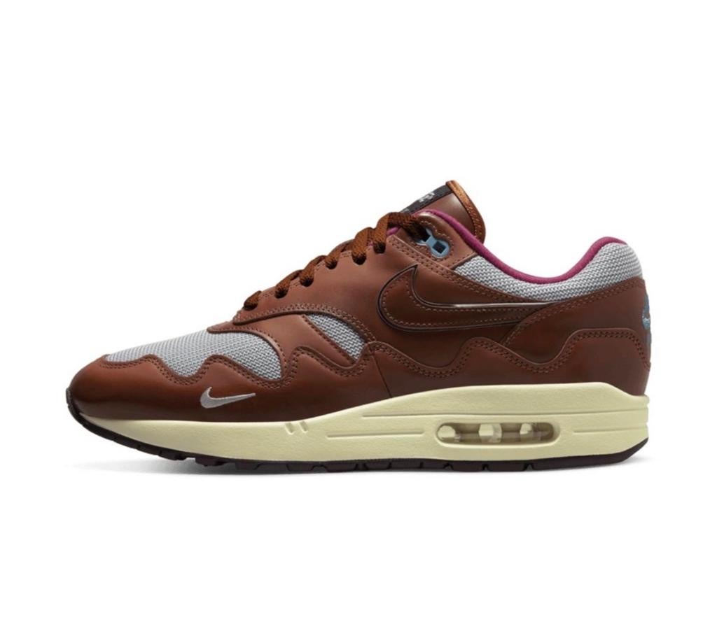 Nike Air Max 1 x Patta “Dark Russet” / The Wave maat 44, Bruin, Nieuw, Ophalen of Verzenden, Sneakers of Gympen