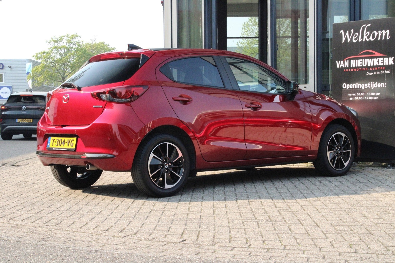 Mazda 2 1.5 SKYACTIV-G 90PK Homaru Aka | Leder/Alcantara | H, Auto's, Mazda, 4 cilinders, Origineel Nederlands, Bedrijf, Handgeschakeld