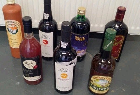 Diverse volle flessen drank in 1 koop, Ophalen, Overige gebieden, Overige typen, Nieuw