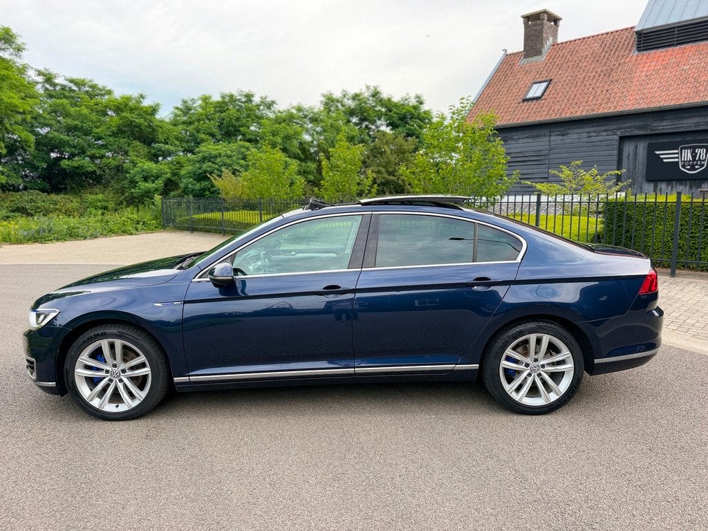 Volkswagen Passat 1.4 TSI GTE Highline PANORMADAK VIRTUAL-CO, Auto's, Volkswagen, Gebruikt, Hybride Elektrisch/Benzine, 1600 kg