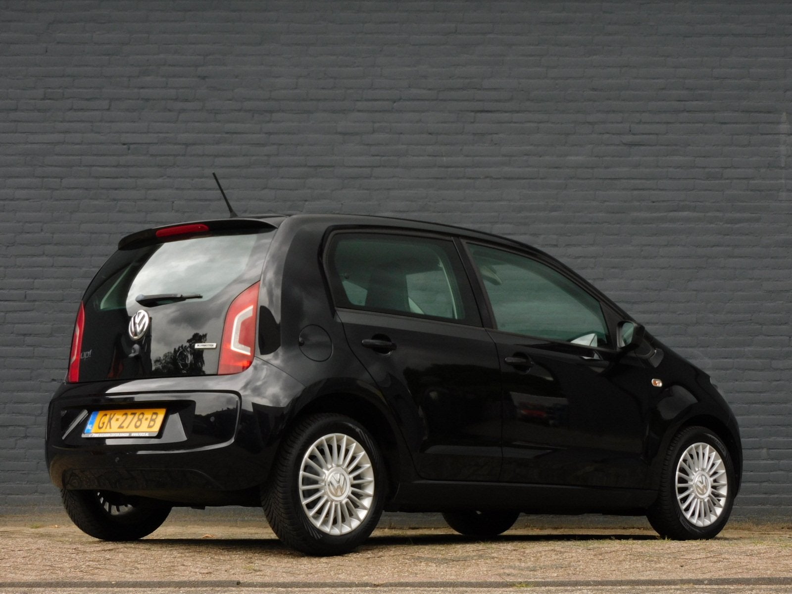 Foto 3 van Volkswagen up! 1.0 high up! BlueMotion TOPSTAAT! 1e EIGENAAR