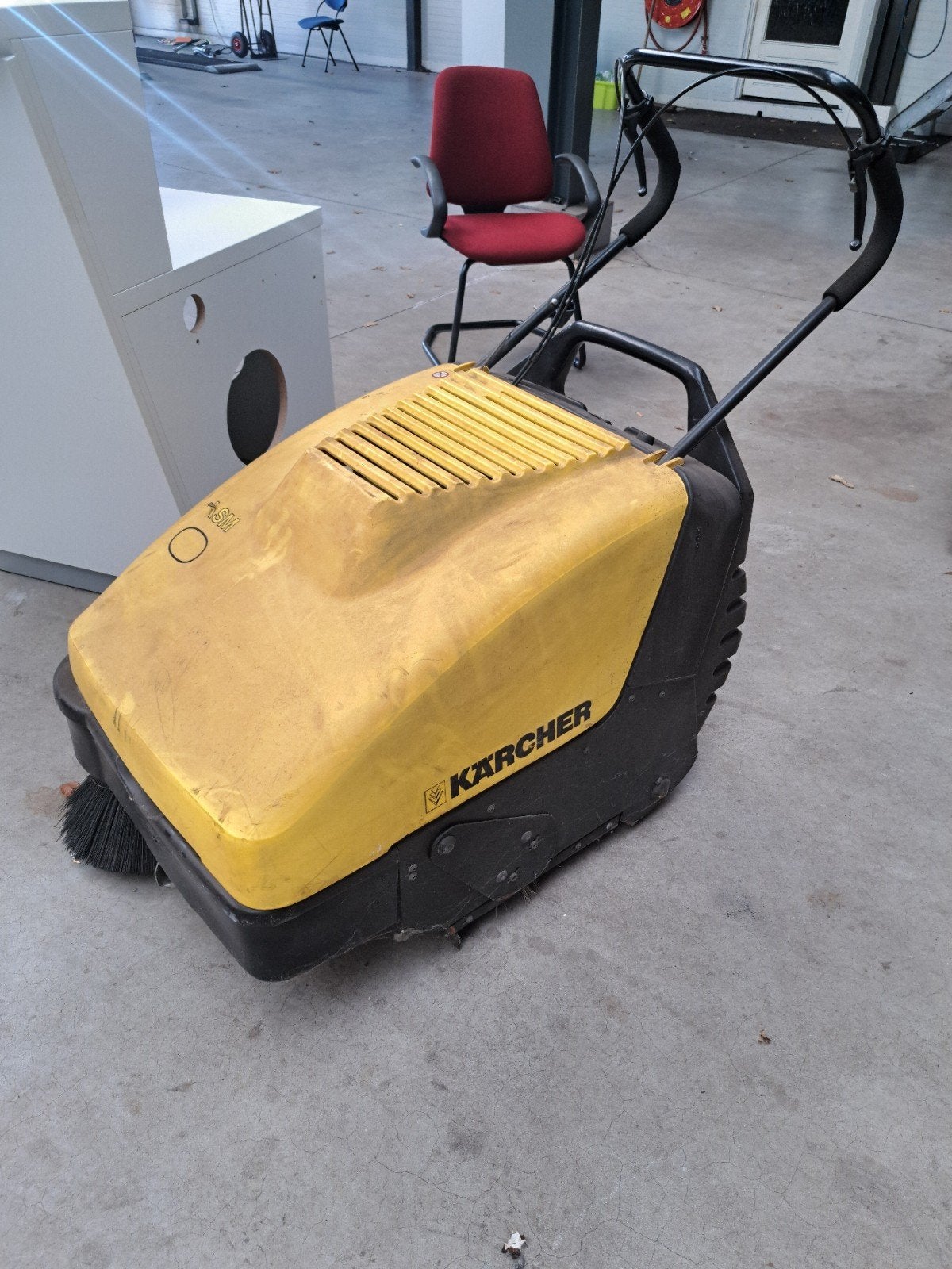 Karcher KSM 750 veegmachine op benzine (B&S motor), Tuin en Terras, Veegmachines, Ophalen, Gebruikt, Karcher