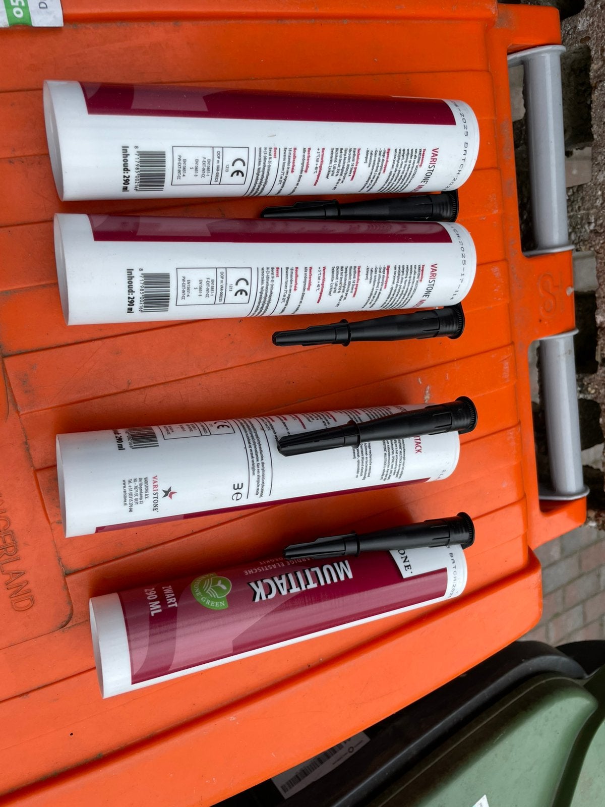 Zwarte kit, Tuin en Terras, Ophalen, Zo goed als nieuw, Overige materialen, Minder dan 5 m²