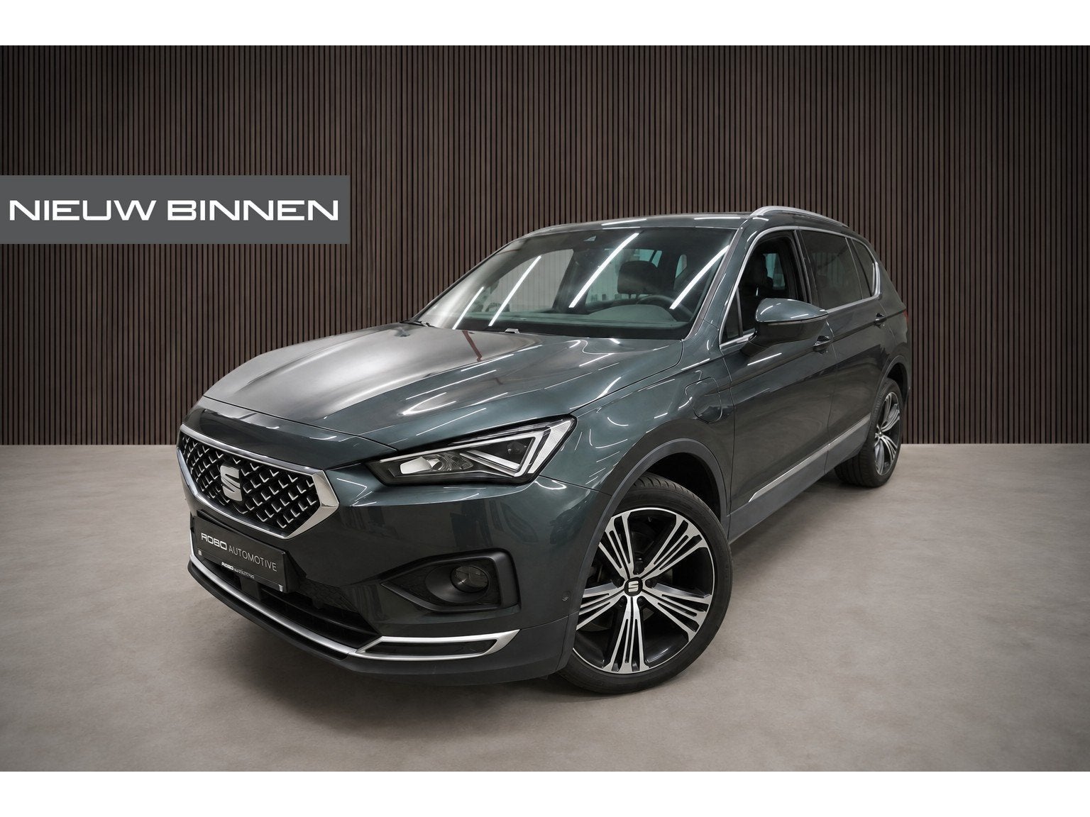 SEAT Tarraco 1.4 TSI e-Hybrid PHEV Xcellence | Panoramadak |, Auto's, Dealer onderhouden, Zwart, 4 cilinders, Leder