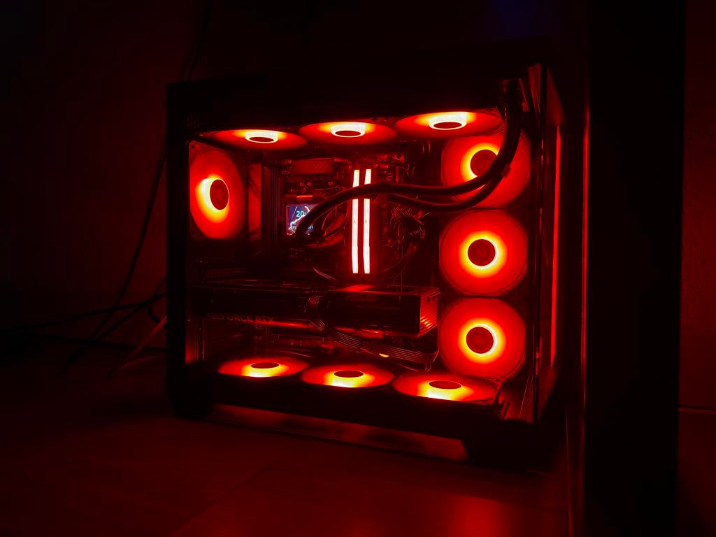 High-End Gaming PC: Ryzen 9600x, RTX 5070, 32GB DDR5, Computers en Software, Ophalen, 32 GB, Zo goed als nieuw, Gaming