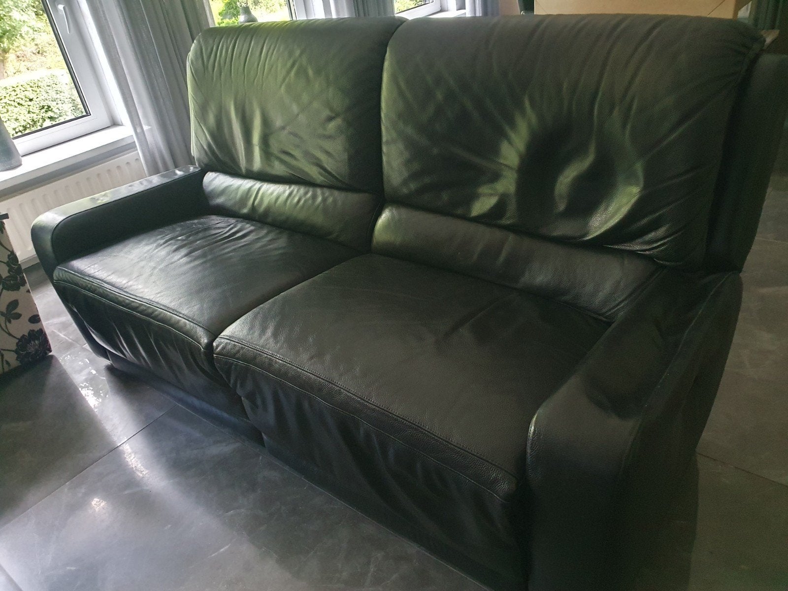 Zwarte Leren  relaxtweezitsbank en fauteuil, Huis en Inrichting, Fauteuils, Ophalen of Verzenden